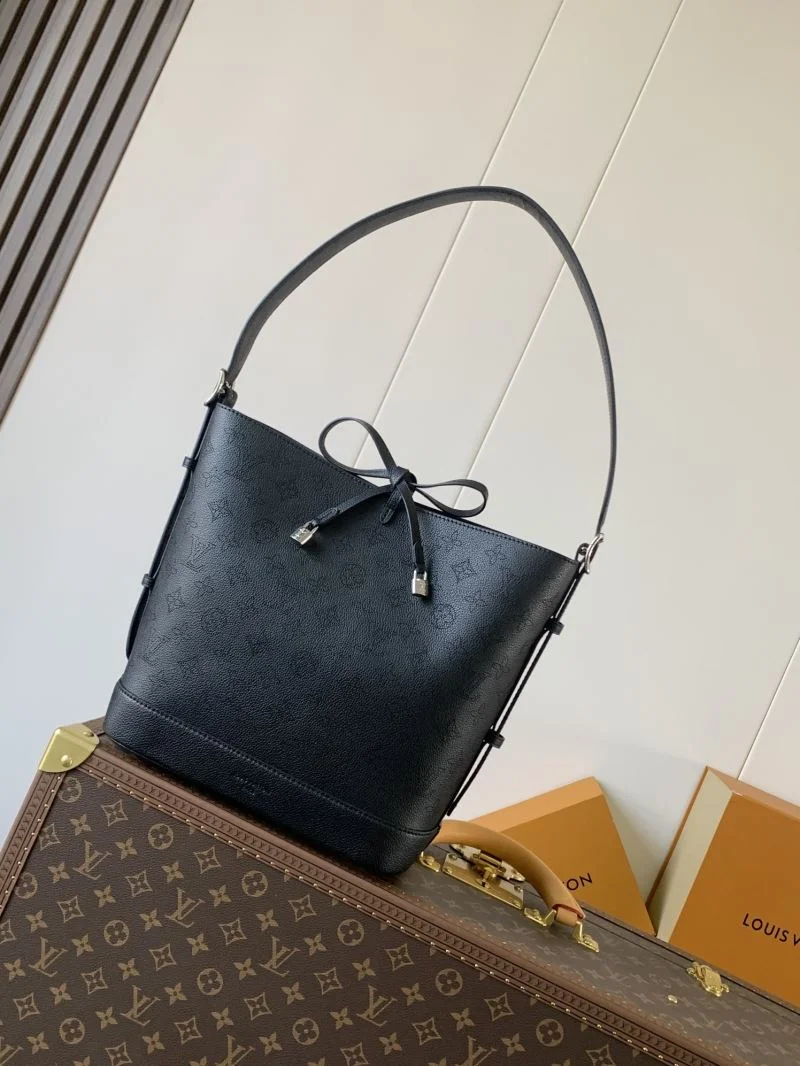 Packable Louis Vuitton Bucket Bags 39271