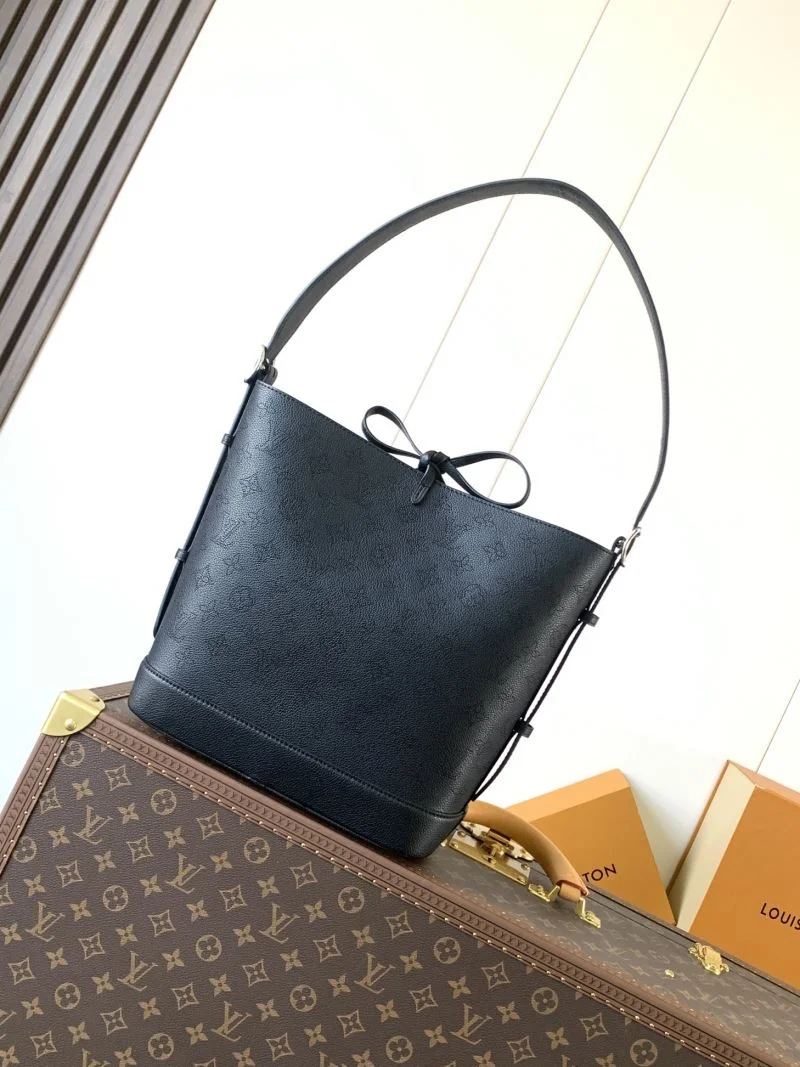 Packable Louis Vuitton Bucket Bags 39271