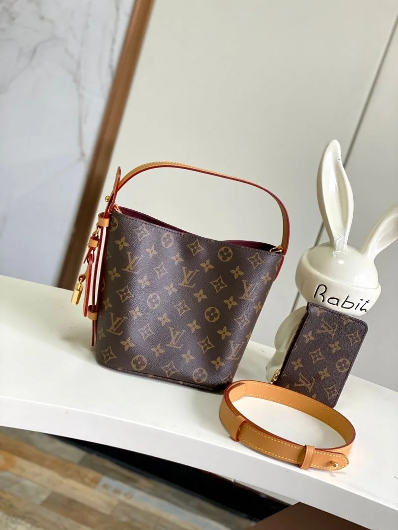 ComfortFit Louis Vuitton Bucket Bags 39019