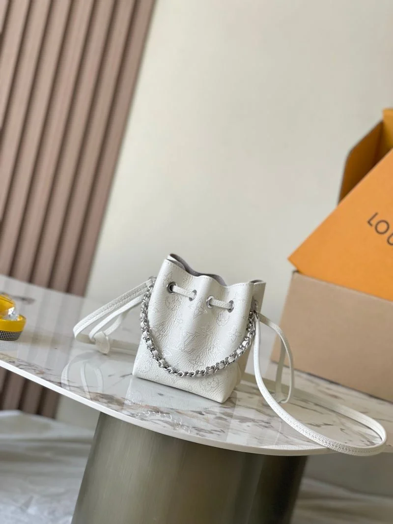Vibrant Louis Vuitton Bucket Bags 38927