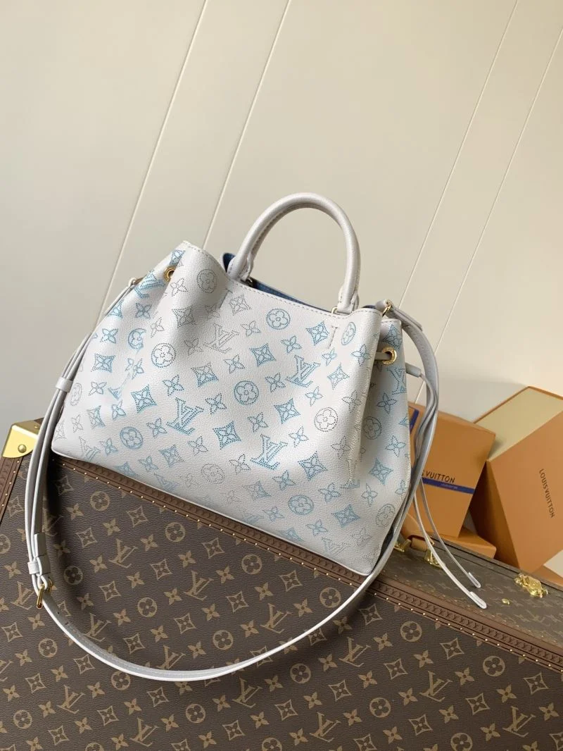 StreetReady Louis Vuitton Bucket Bags 38904