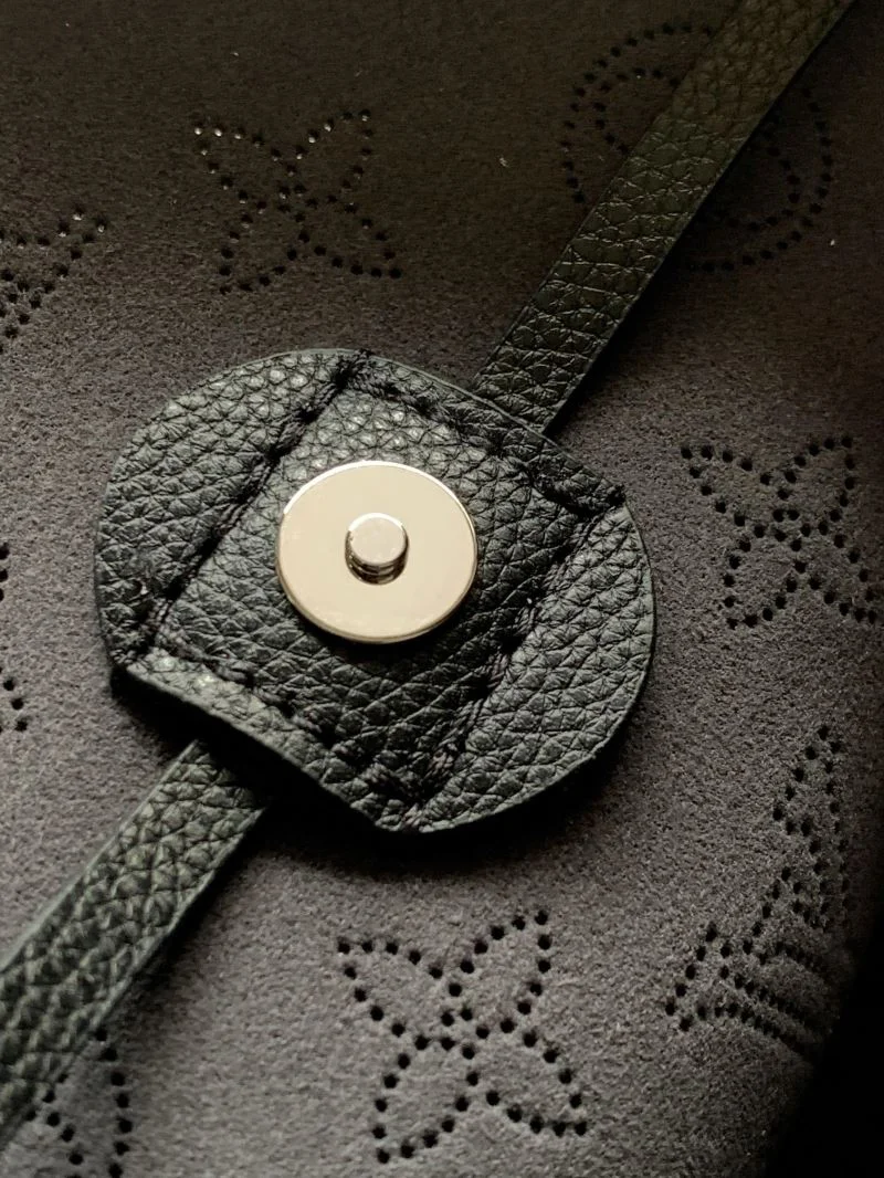 Louis Vuitton Bucket Bags SmartChoice 38925