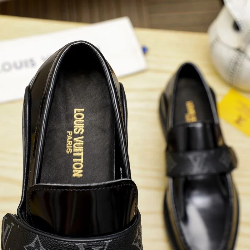 RelaxedFit Louis Vuitton Business Shoes 30870