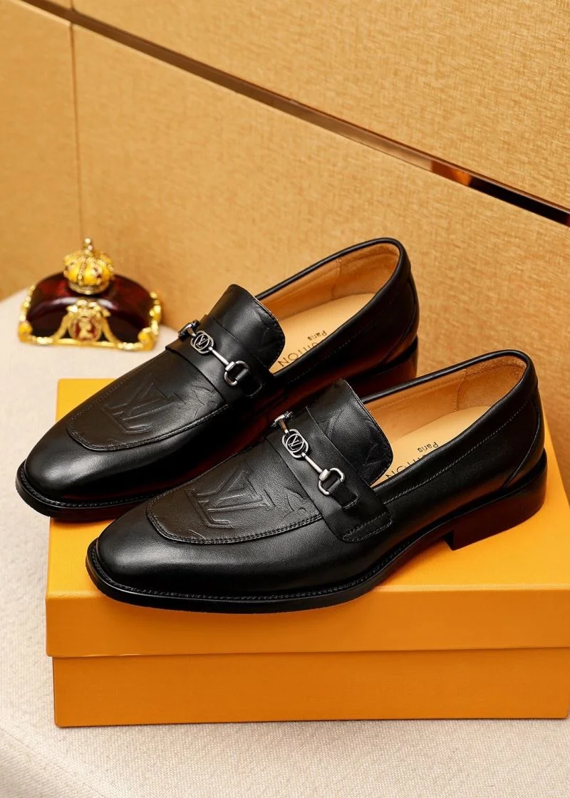 Unisex Louis Vuitton Business Shoes 30858