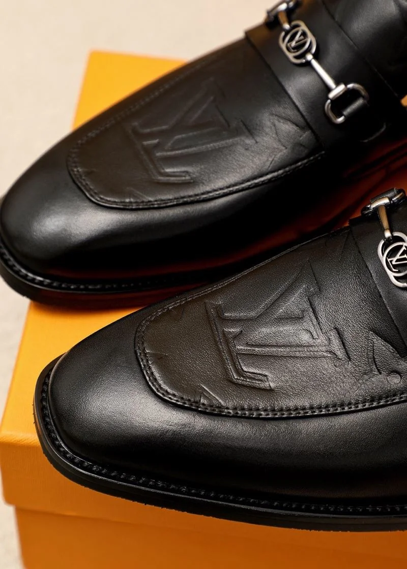 Unisex Louis Vuitton Business Shoes 30858