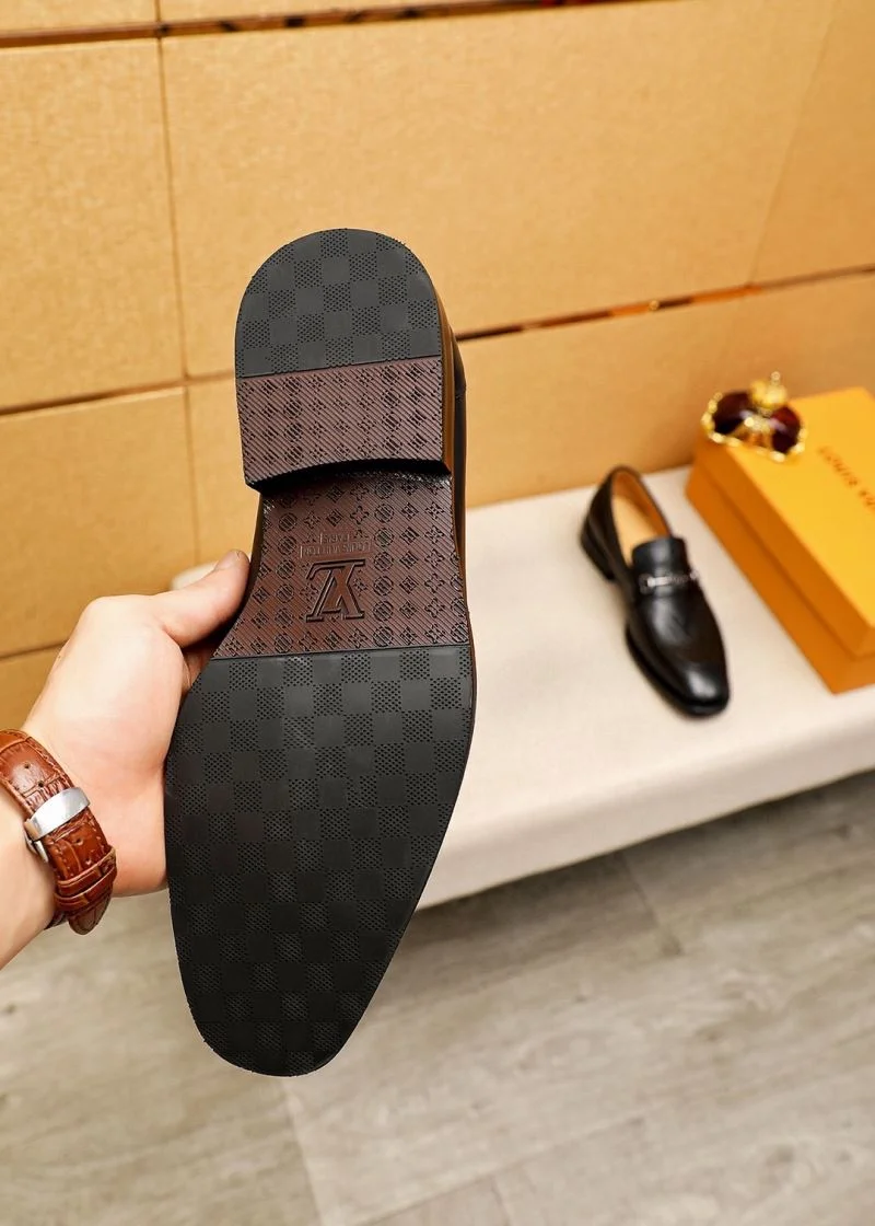 Unisex Louis Vuitton Business Shoes 30858