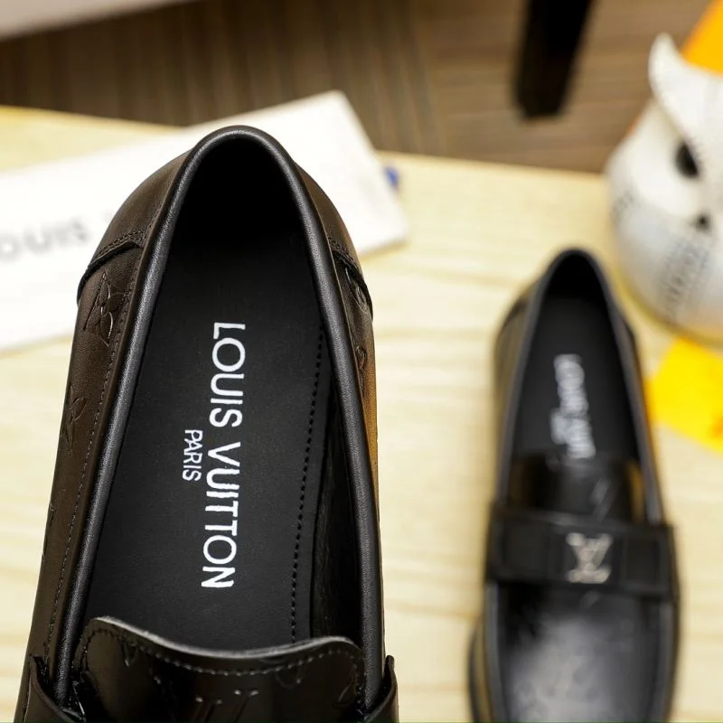 Louis Vuitton Business Shoes FastDry 30826