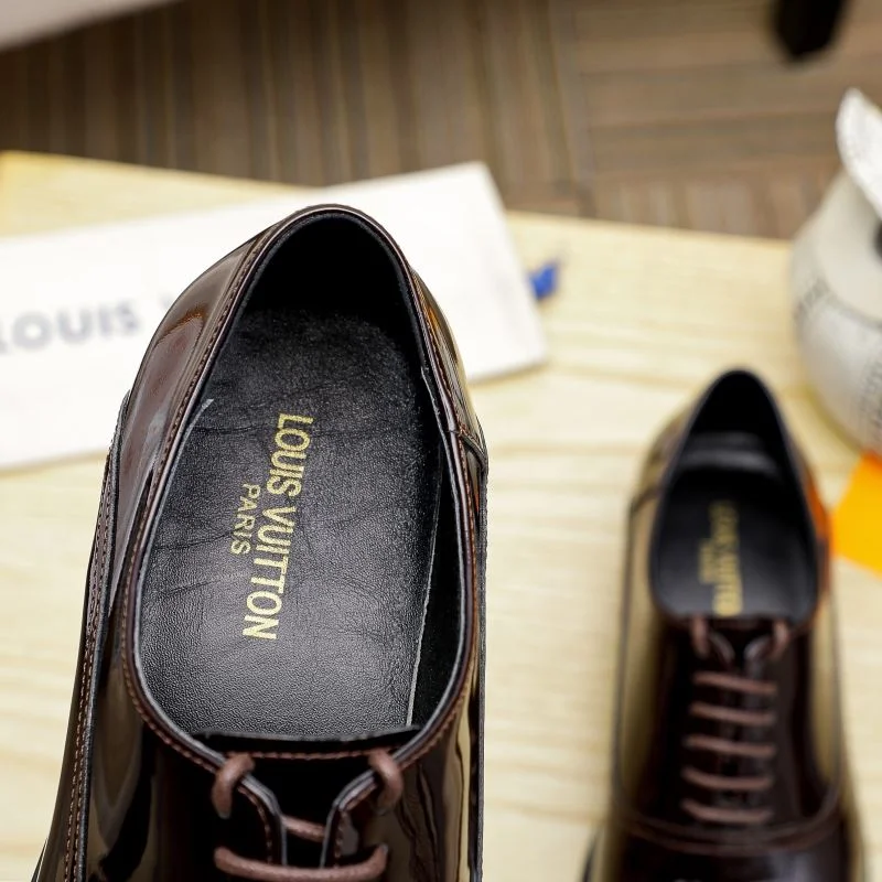 Vibrant Louis Vuitton Business Shoes 30820