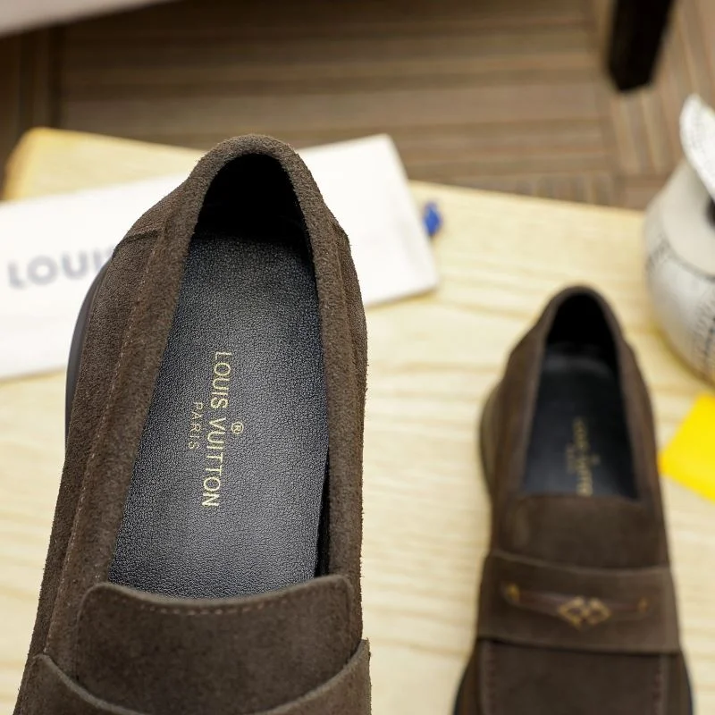 EasyMatch Louis Vuitton Business Shoes 30828
