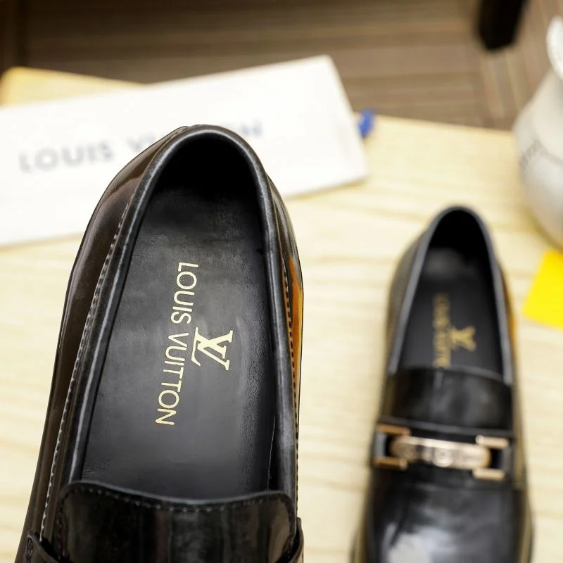 EasyMatch Louis Vuitton Business Shoes 30823