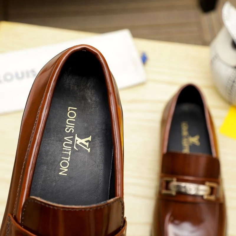Louis Vuitton Business Shoes Snug 30818