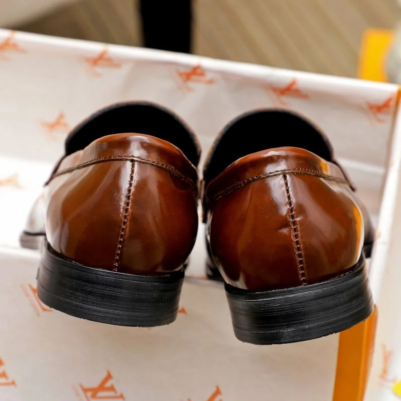 Louis Vuitton Business Shoes Snug 30818