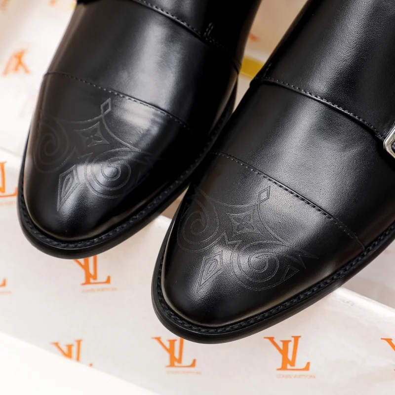 UrbanChic Louis Vuitton Business Shoes 30817