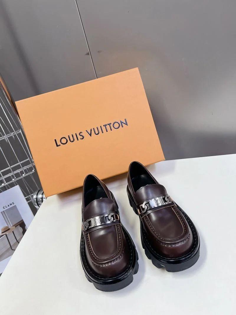 Louis Vuitton Business Shoes Chic 31654
