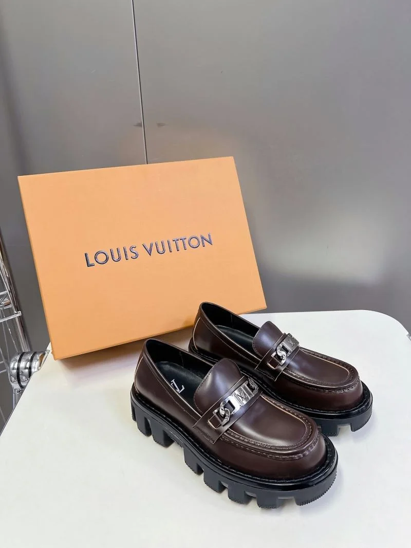 Louis Vuitton Business Shoes Chic 31654