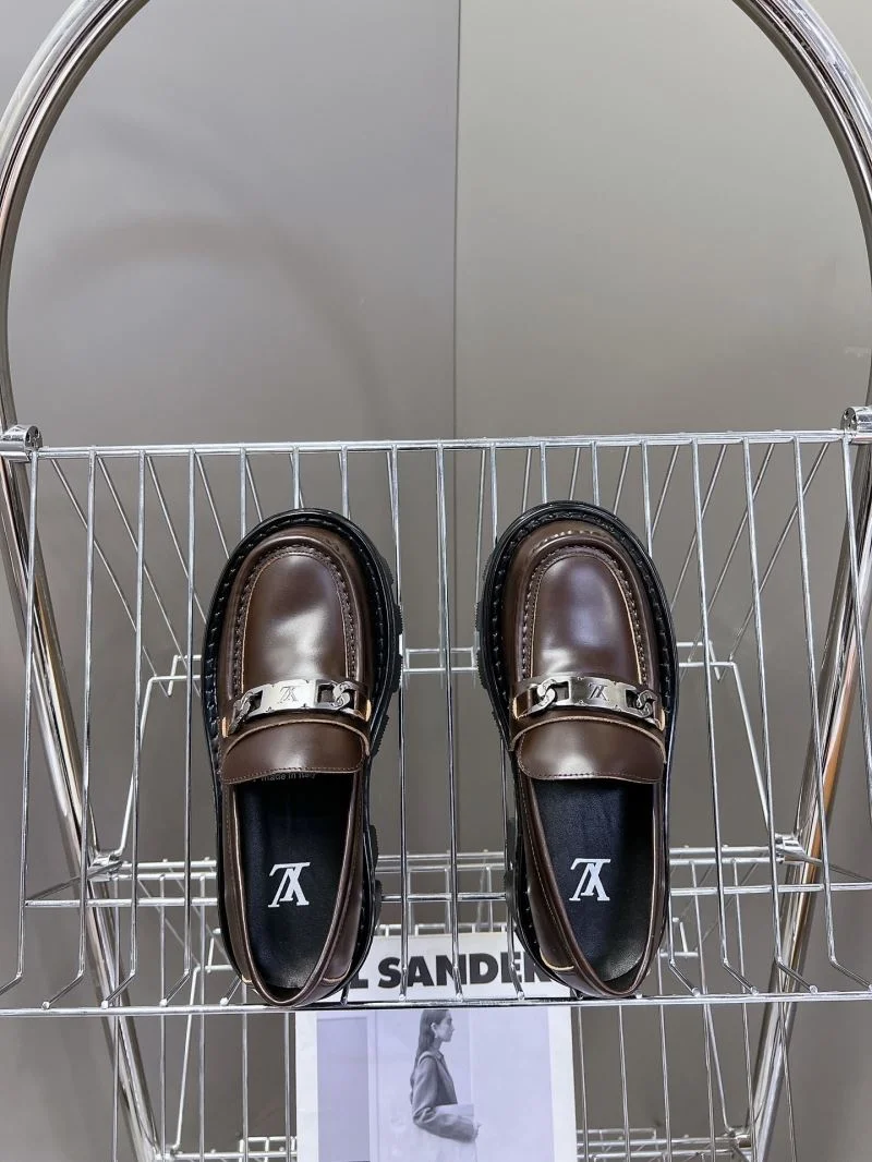 Louis Vuitton Business Shoes Chic 31654