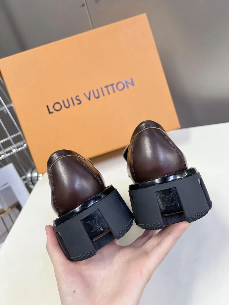 Louis Vuitton Business Shoes Chic 31654