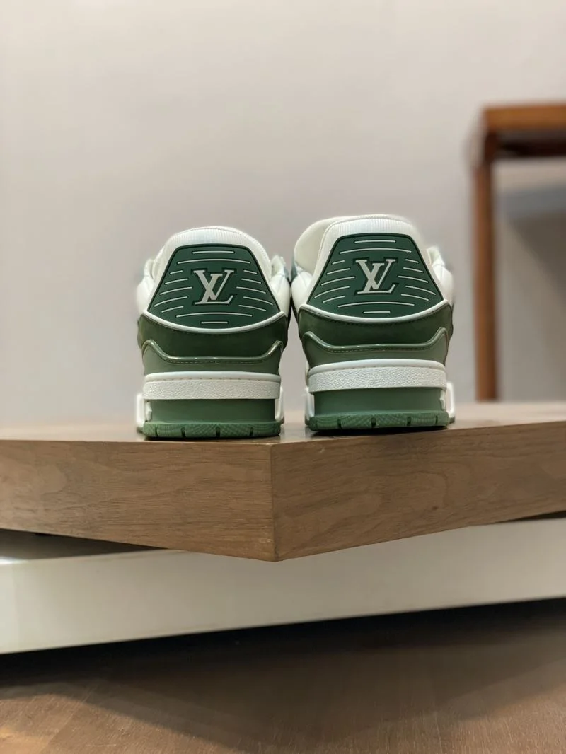 Louis Vuitton Business Shoes OnTrend 32405