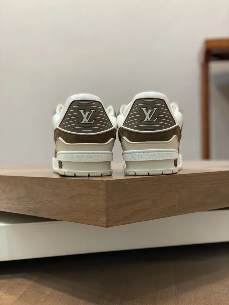 Louis Vuitton Business Shoes Compact 32404