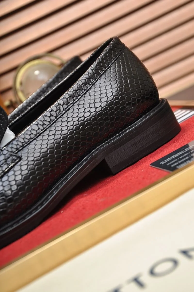 Durable Louis Vuitton Business Shoes 33206