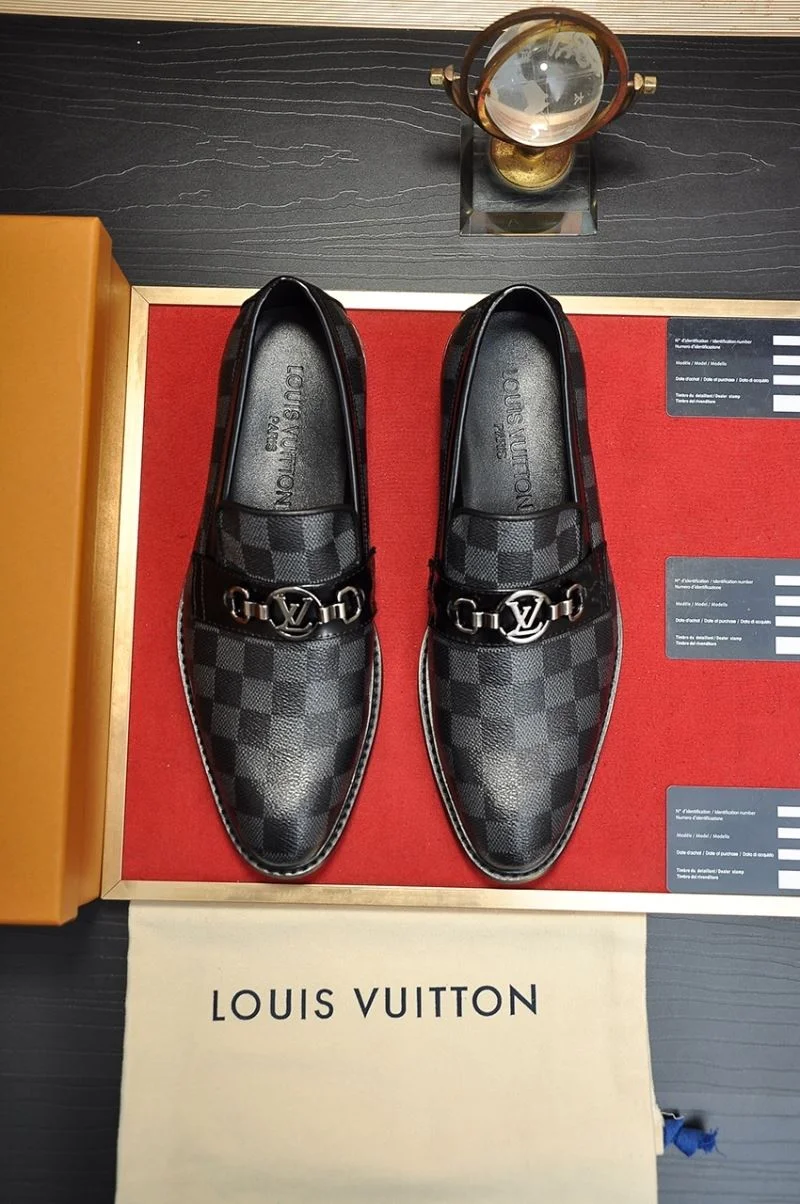 Louis Vuitton Business Shoes EasyCare 33228