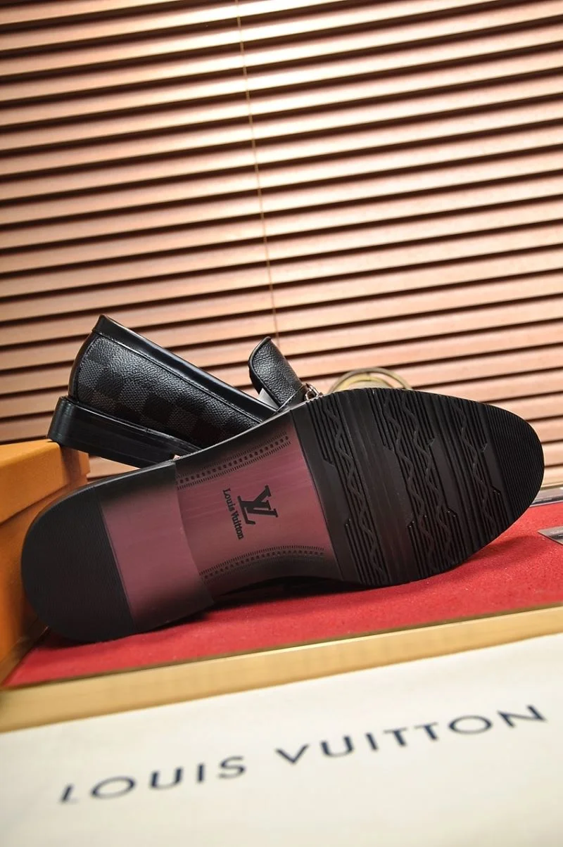 Louis Vuitton Business Shoes EasyCare 33228