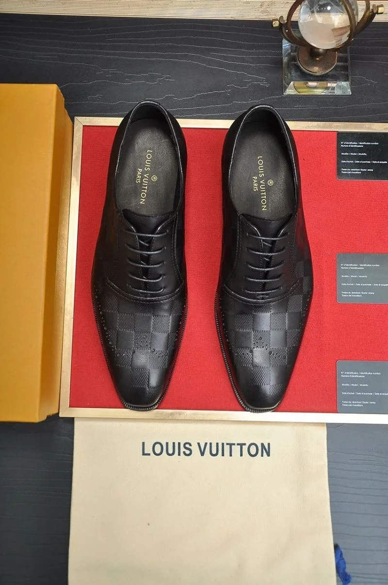 Versatile Louis Vuitton Business Shoes 33173