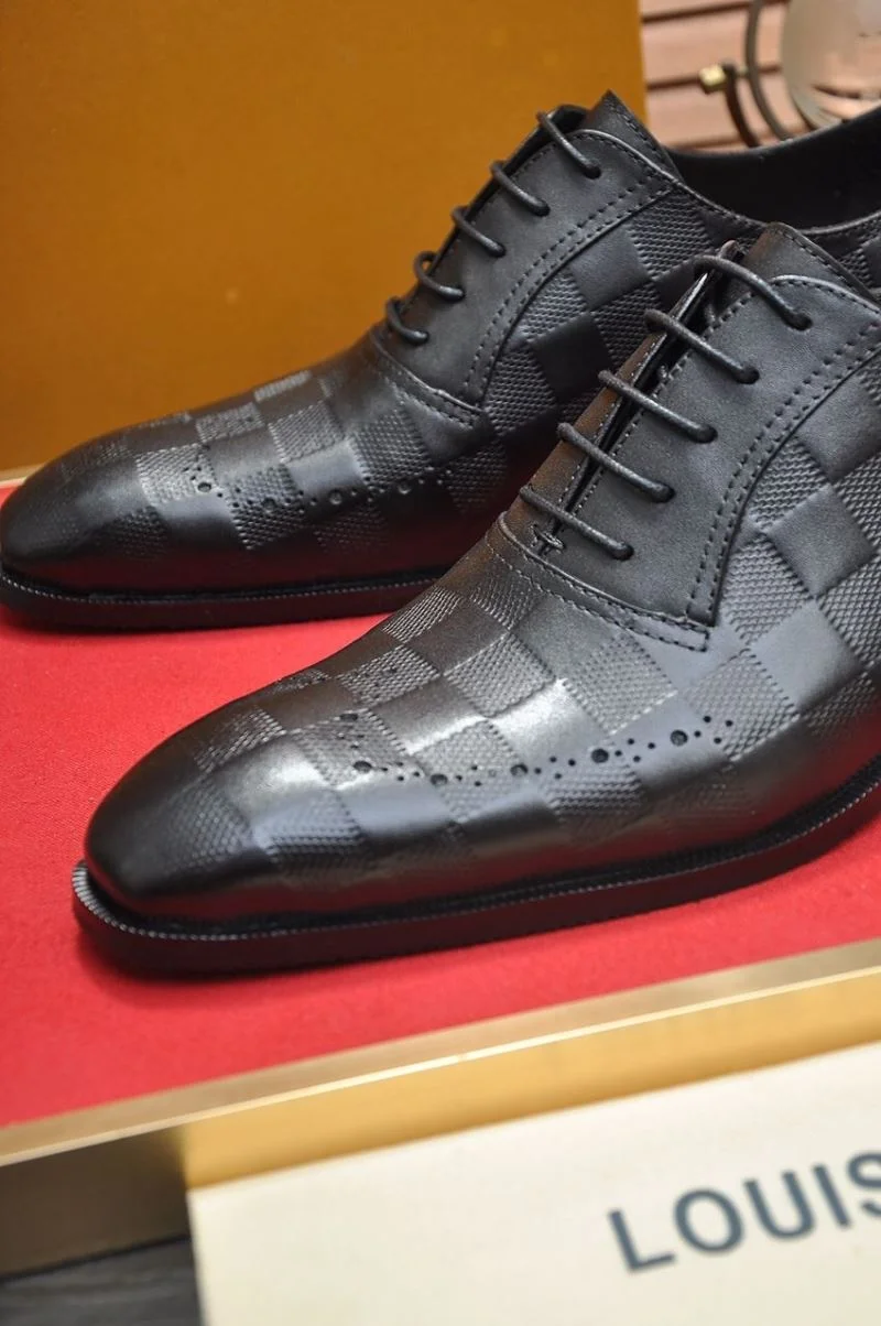 Versatile Louis Vuitton Business Shoes 33173