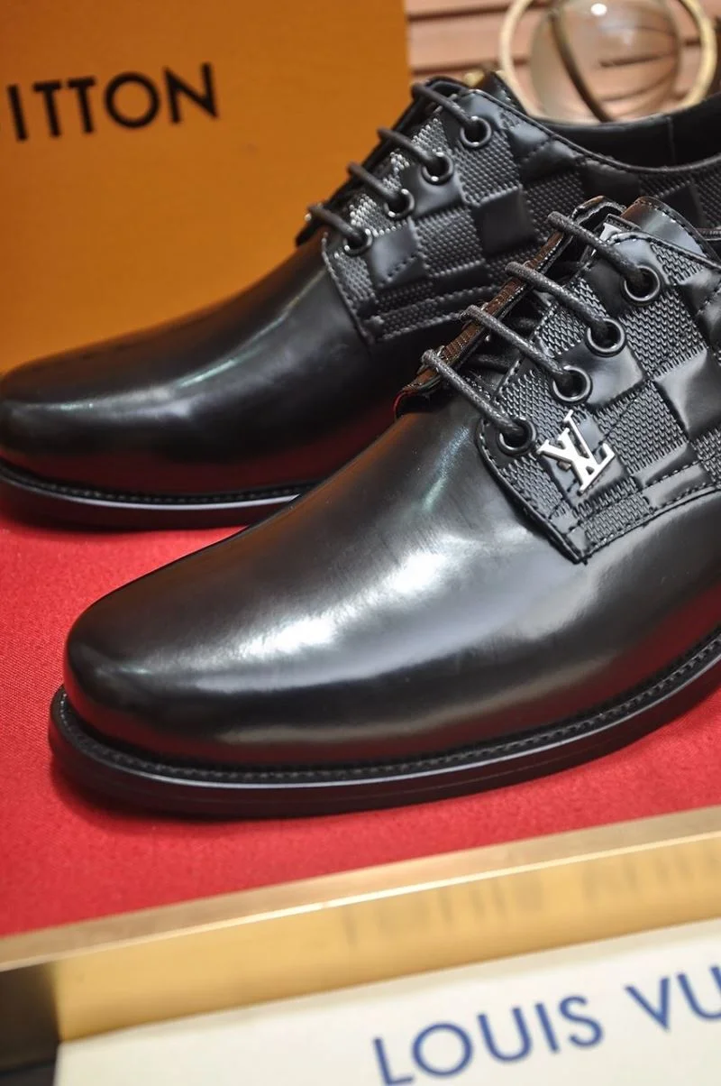 TechFriendly Louis Vuitton Business Shoes 33188