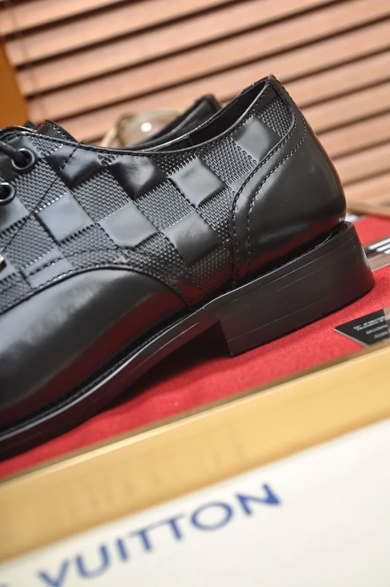 TechFriendly Louis Vuitton Business Shoes 33188