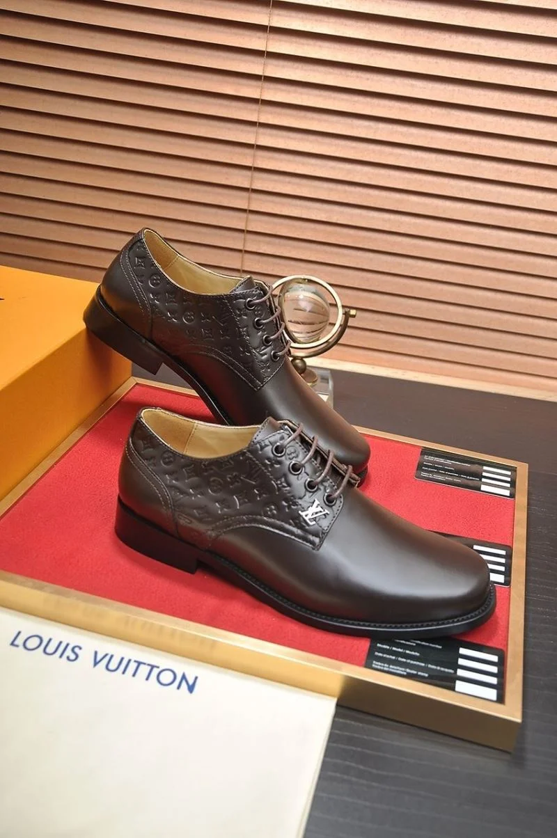 EasyMatch Louis Vuitton Business Shoes 33182