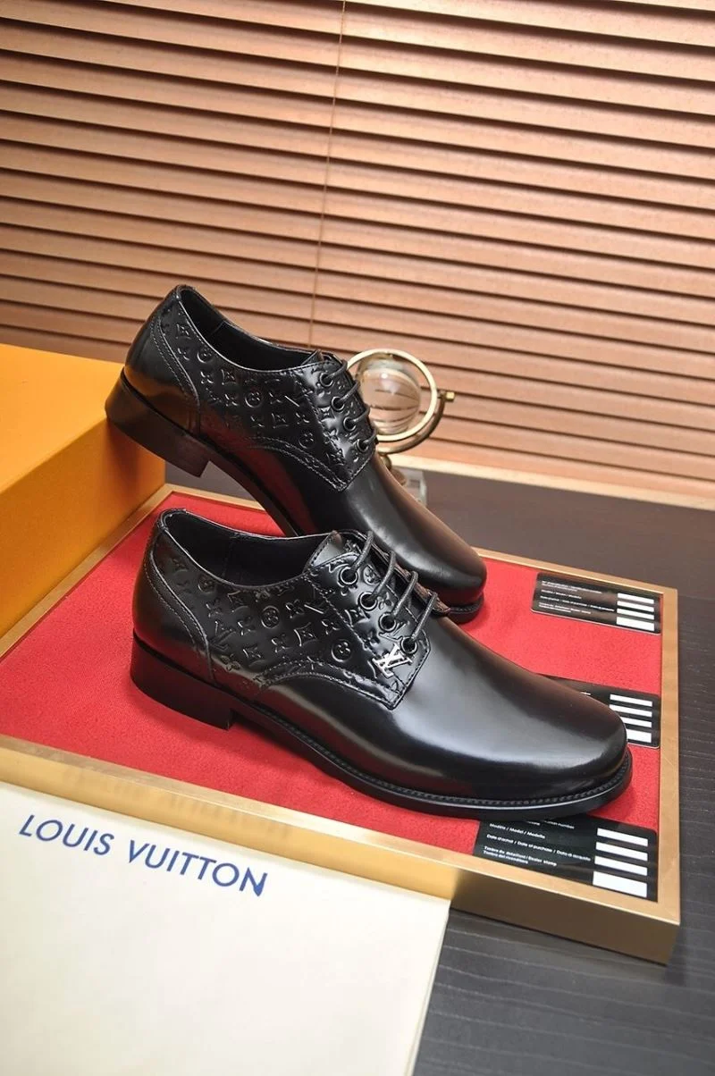 EyeCatching Louis Vuitton Business Shoes 33167