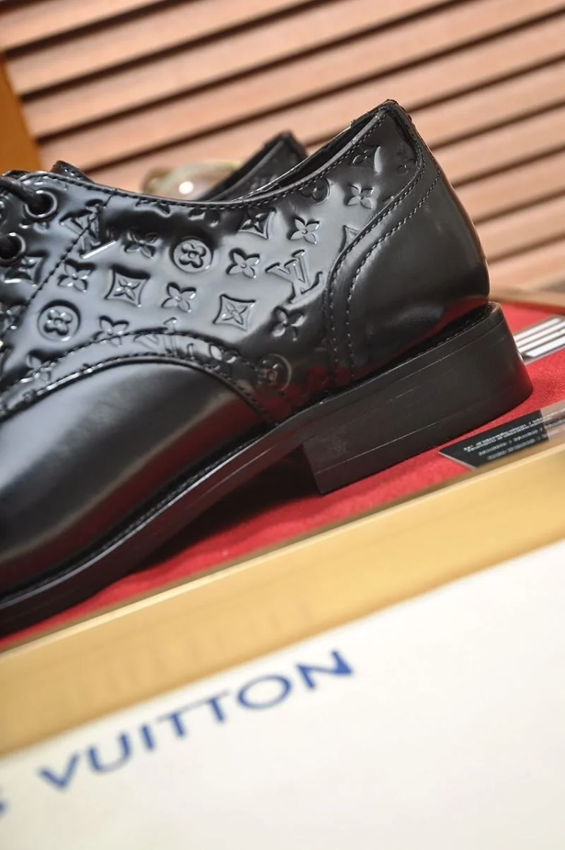 EyeCatching Louis Vuitton Business Shoes 33167