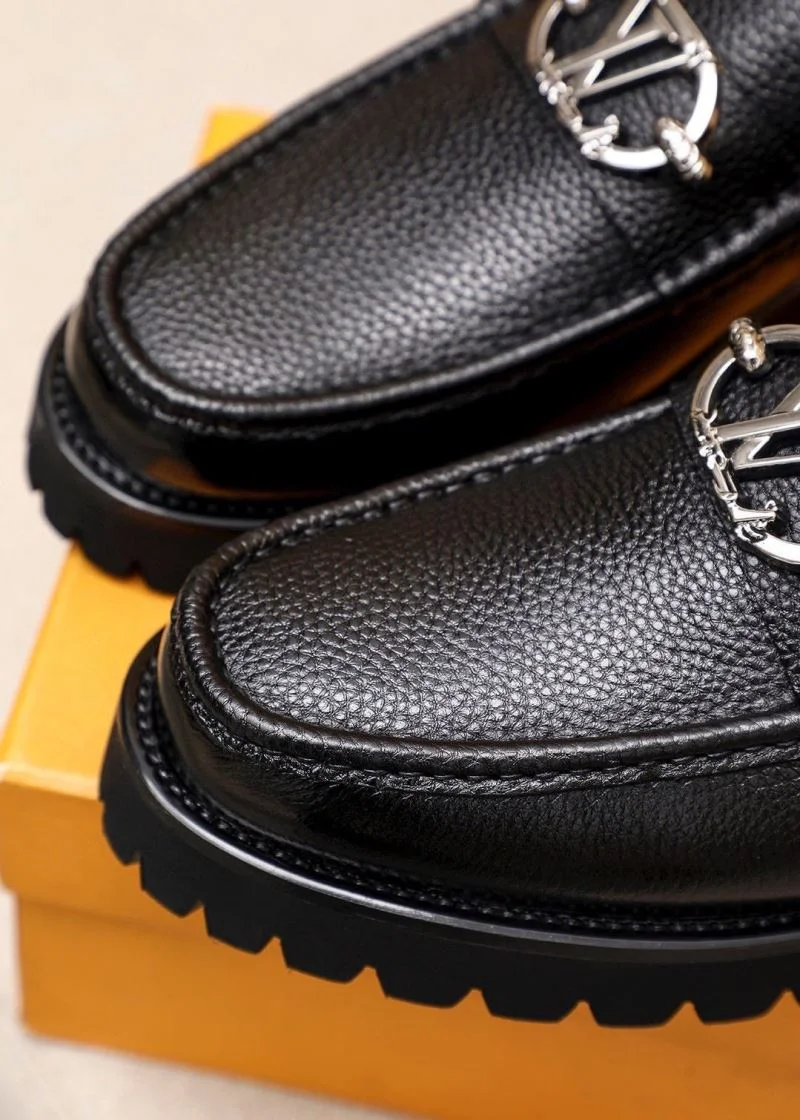 Louis Vuitton Business Shoes Snug 33139