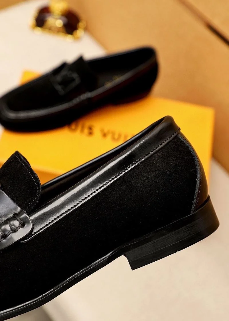 Louis Vuitton Business Shoes ModernLook 33126