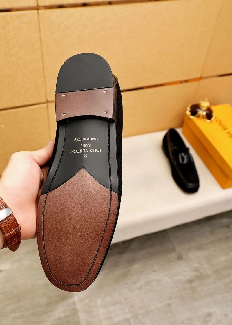 Louis Vuitton Business Shoes ModernLook 33126