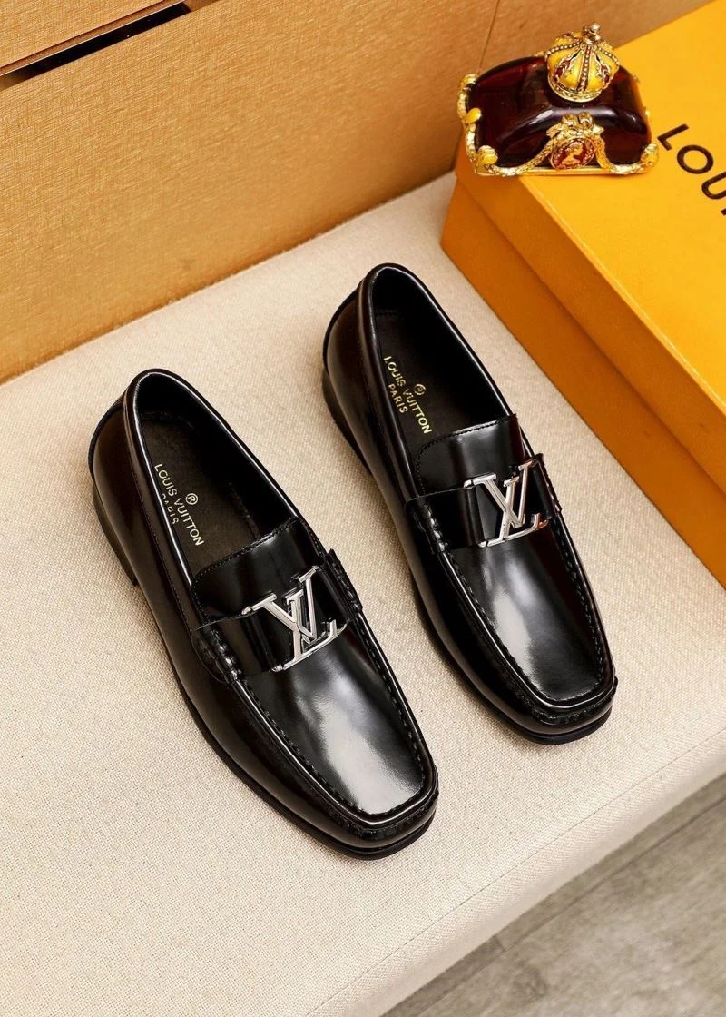 Louis Vuitton Business Shoes Sporty 33134