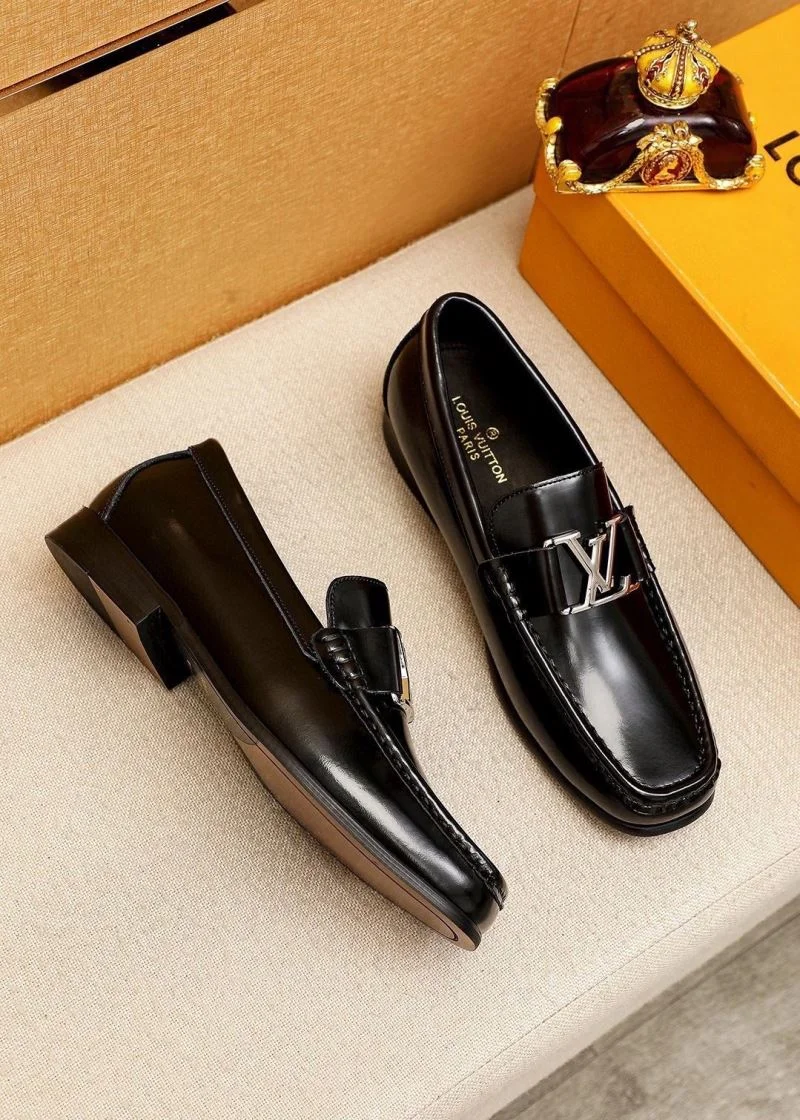 Louis Vuitton Business Shoes Sporty 33134