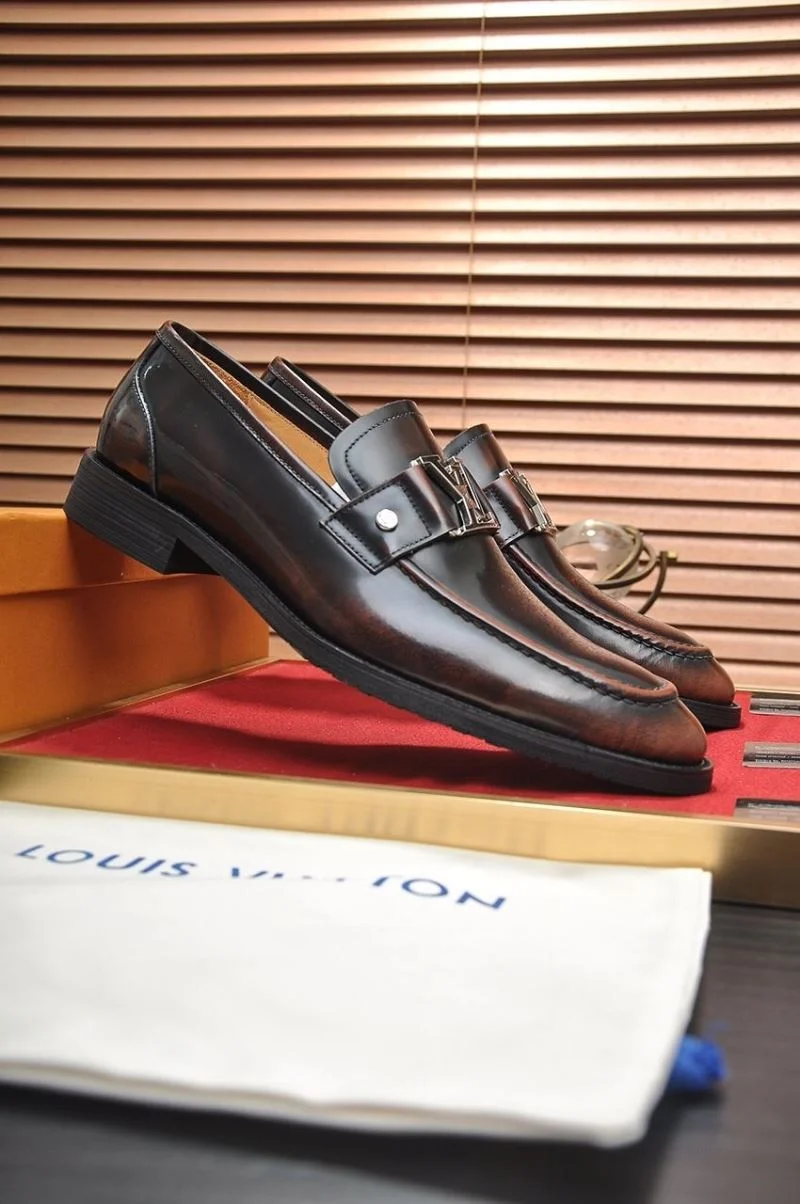 Trendsetting Louis Vuitton Business Shoes 33143