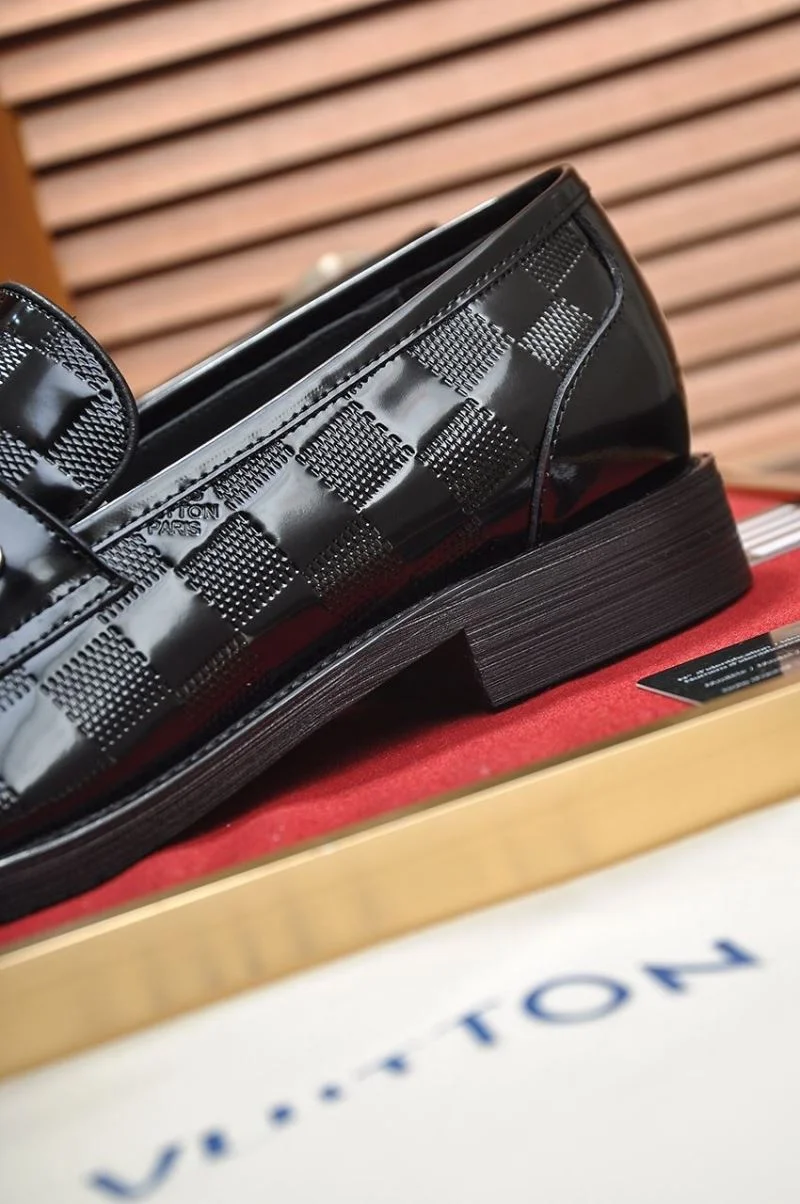 Louis Vuitton Business Shoes Functional 33131