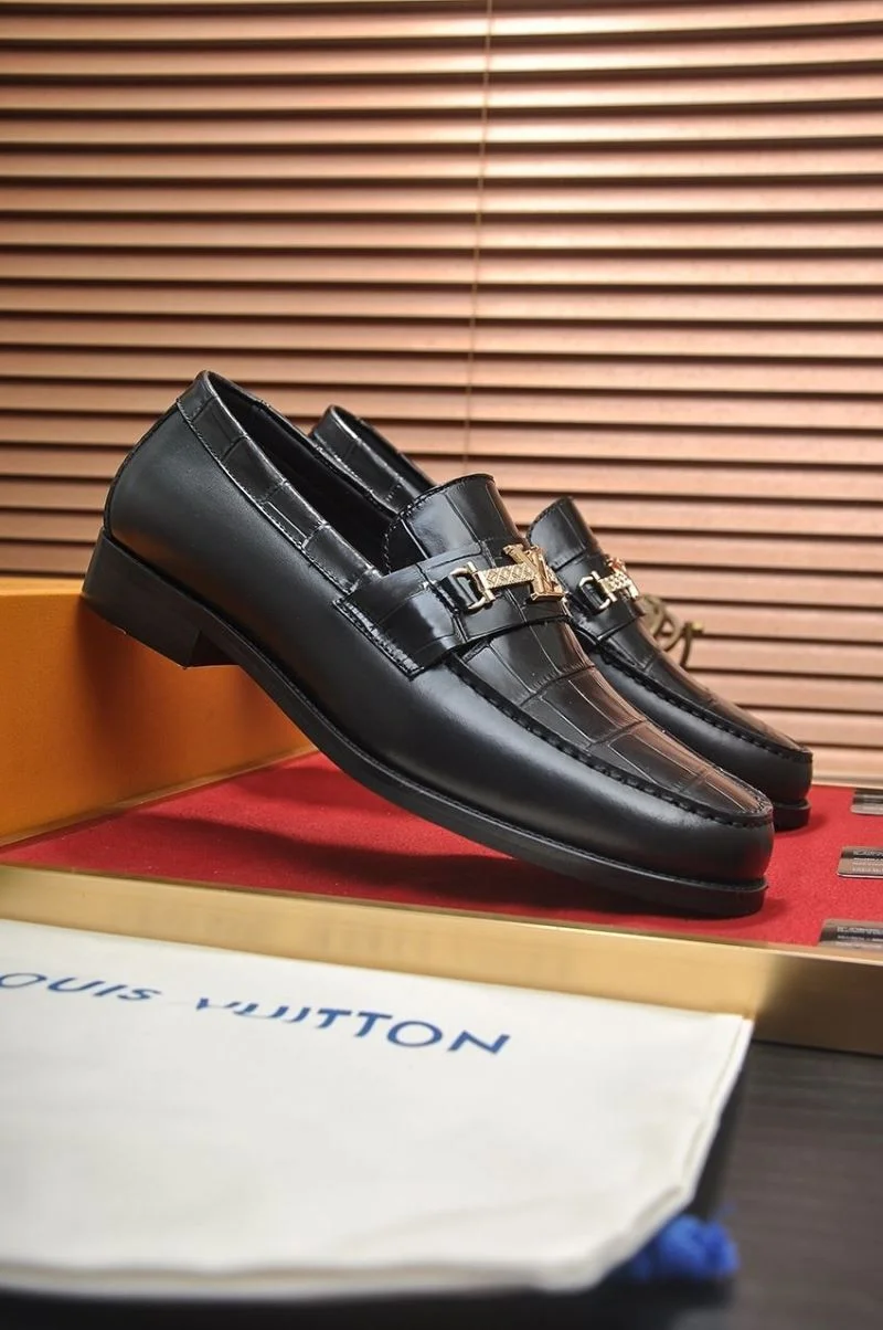 TechFriendly Louis Vuitton Business Shoes 33120