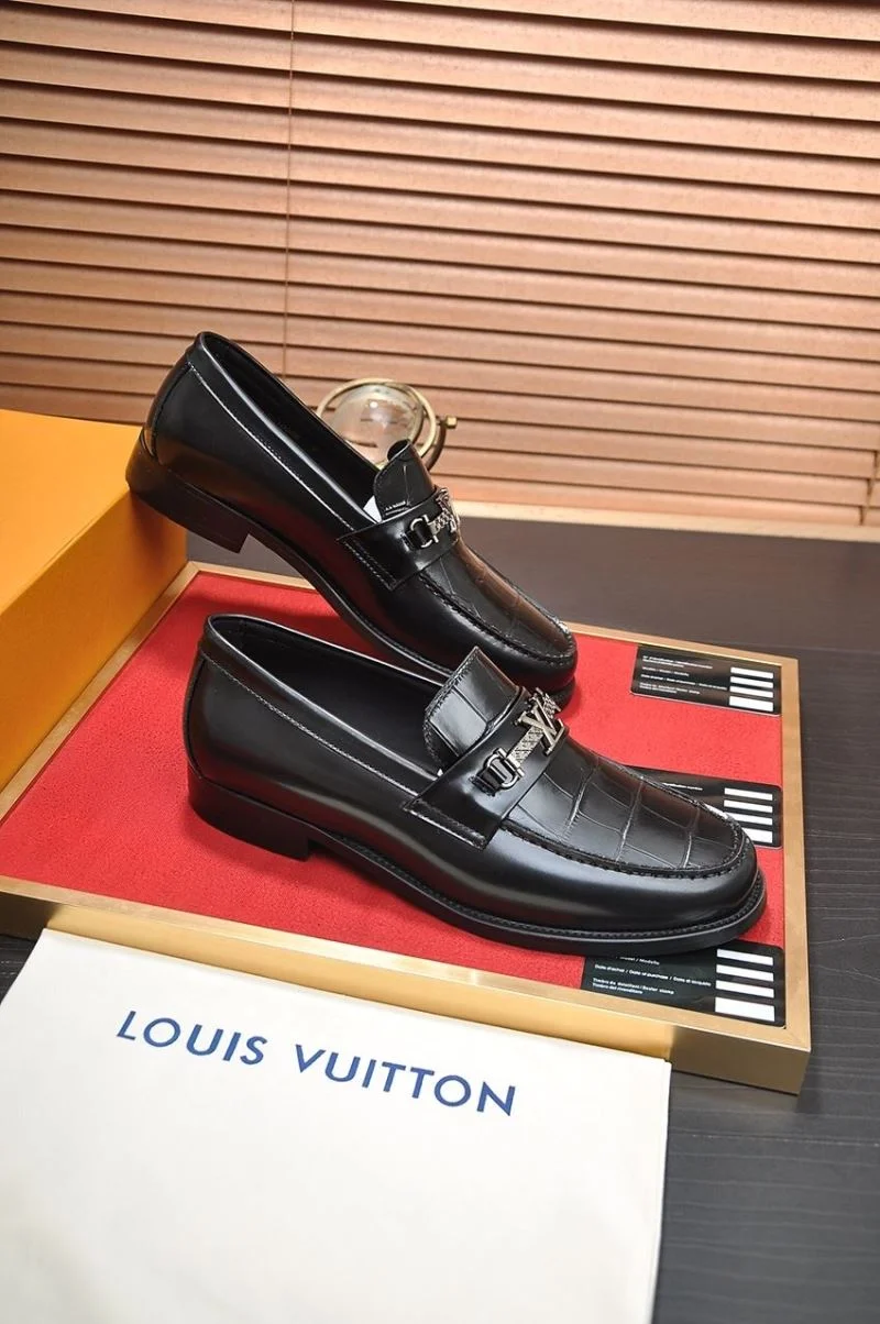Louis Vuitton Business Shoes Elegant 33114