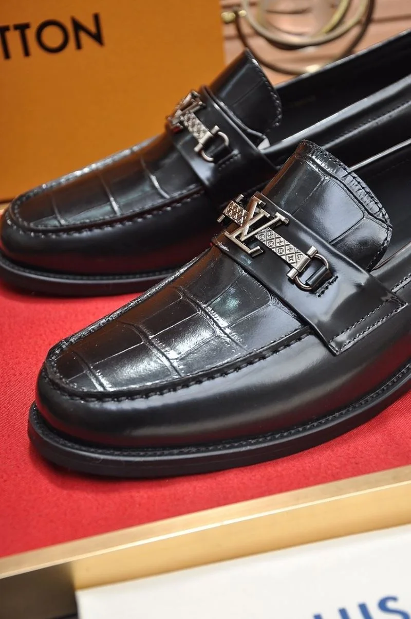 Louis Vuitton Business Shoes Elegant 33114
