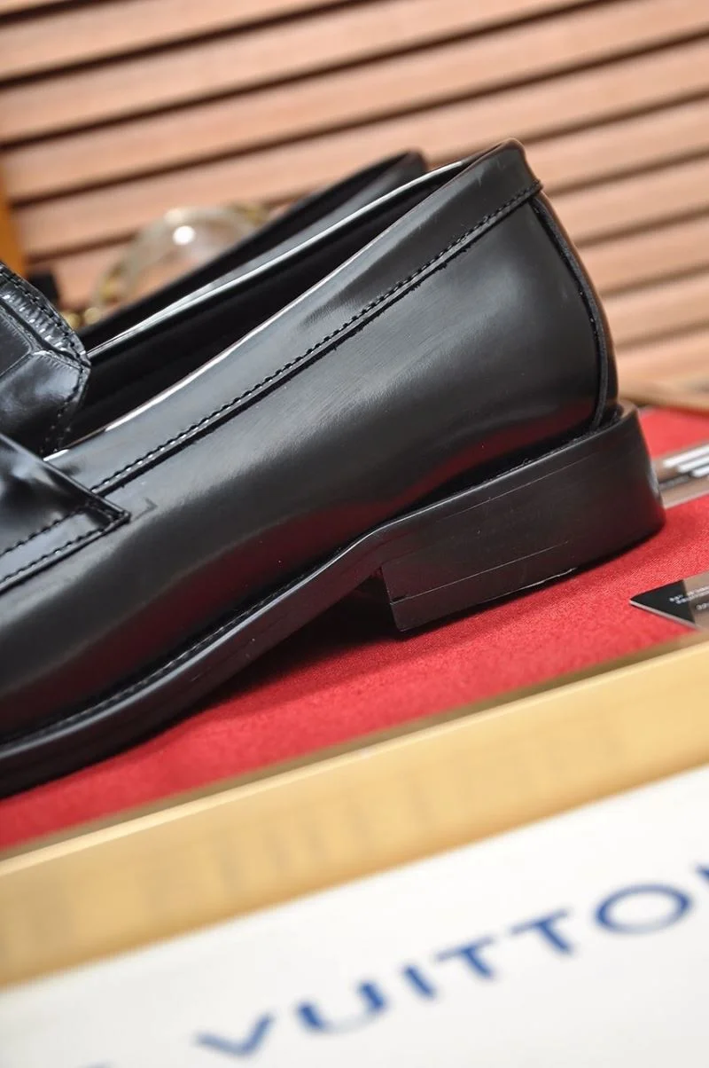 Louis Vuitton Business Shoes Elegant 33114