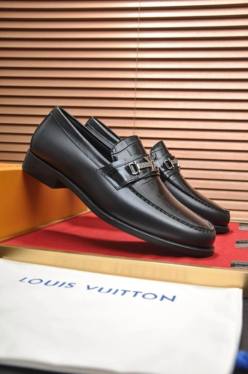 Sustainable Louis Vuitton Business Shoes 33112