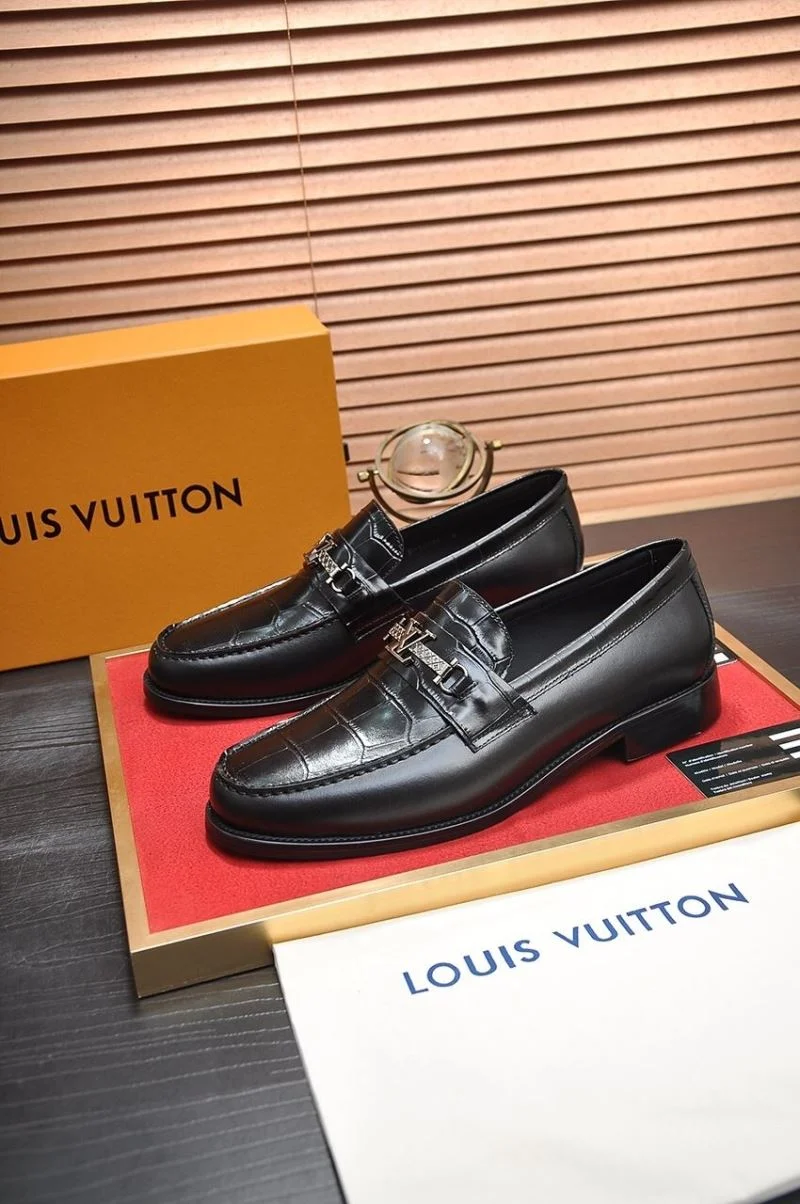 Sustainable Louis Vuitton Business Shoes 33112