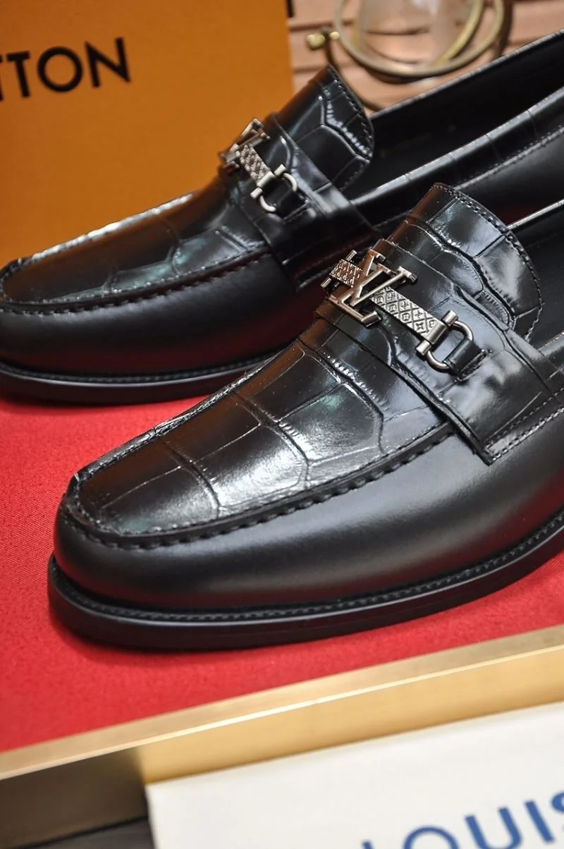 Sustainable Louis Vuitton Business Shoes 33112