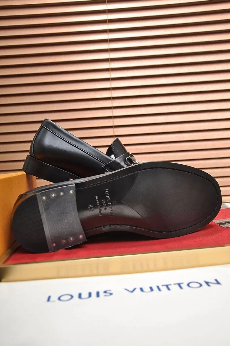 Louis Vuitton Business Shoes Versatile 33111
