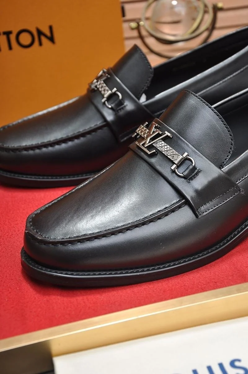 Louis Vuitton Business Shoes Versatile 33111