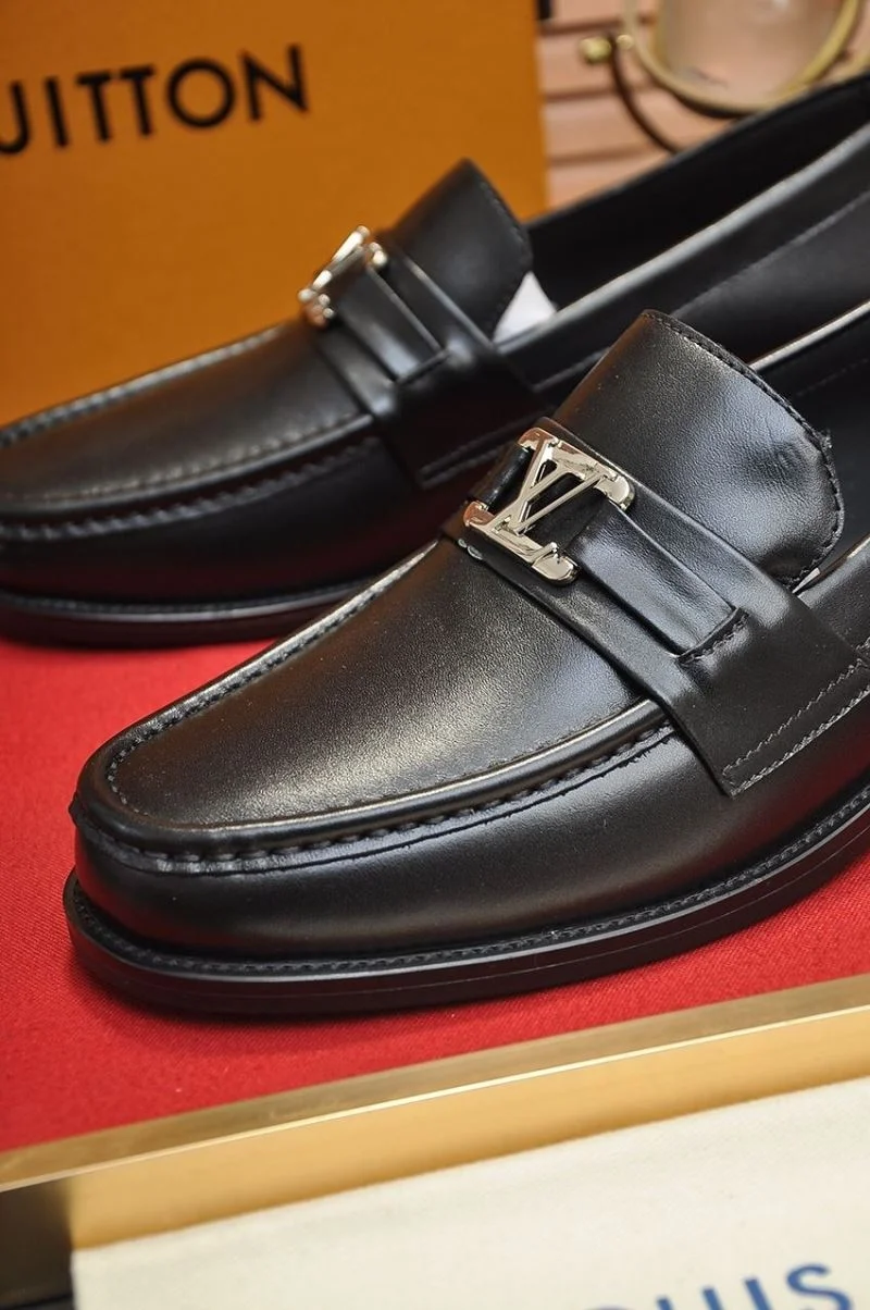 Resilient Louis Vuitton Business Shoes 33086